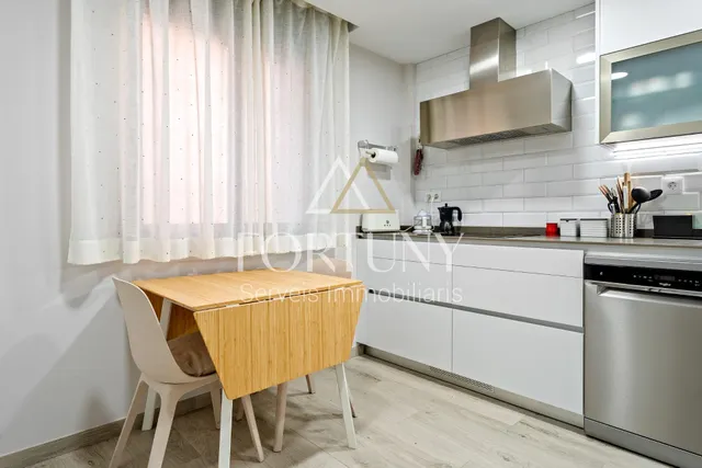 Dúplex en venta Calle Teresa de Calcuta, Reus. — 10