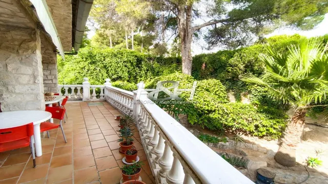 Sensacional villa en urbanización Santa Bárbara. / HH Asesores inmobiliarios. — 39