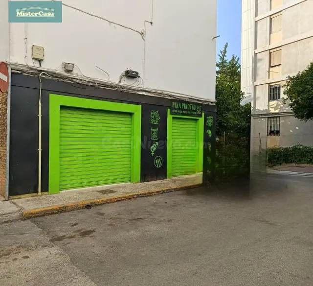 Exclusiva: Local comercial Frente al Hospital de Jerez — 2