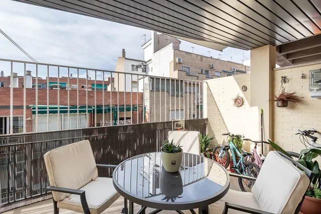 Totalmente reformado con gran terraza en Plaza de Toros — 2