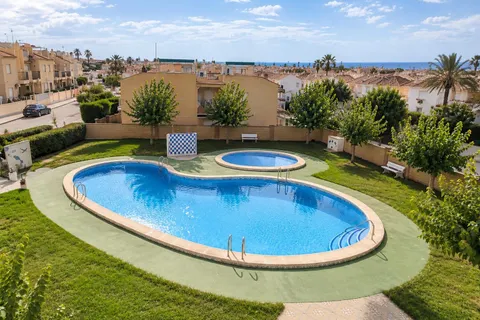 Bungalow alto con solarium en El chaparral