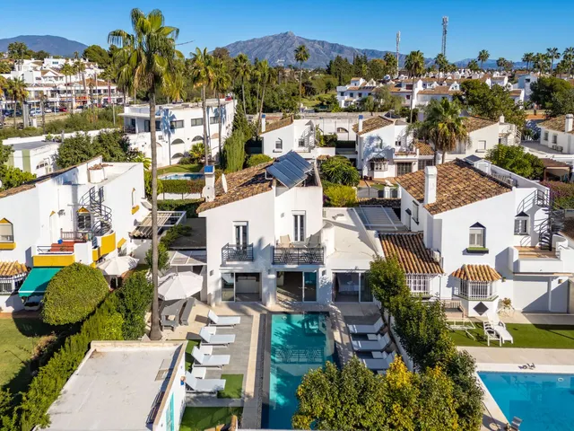 Chalet 5 habitaciones 220m² en venta - Costa Del Sol — 29