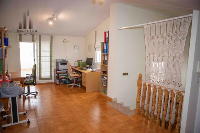 Ref: c138 grupo inmoteka inmobiliaria vende casa de lujo zona san pablo/feria — 28