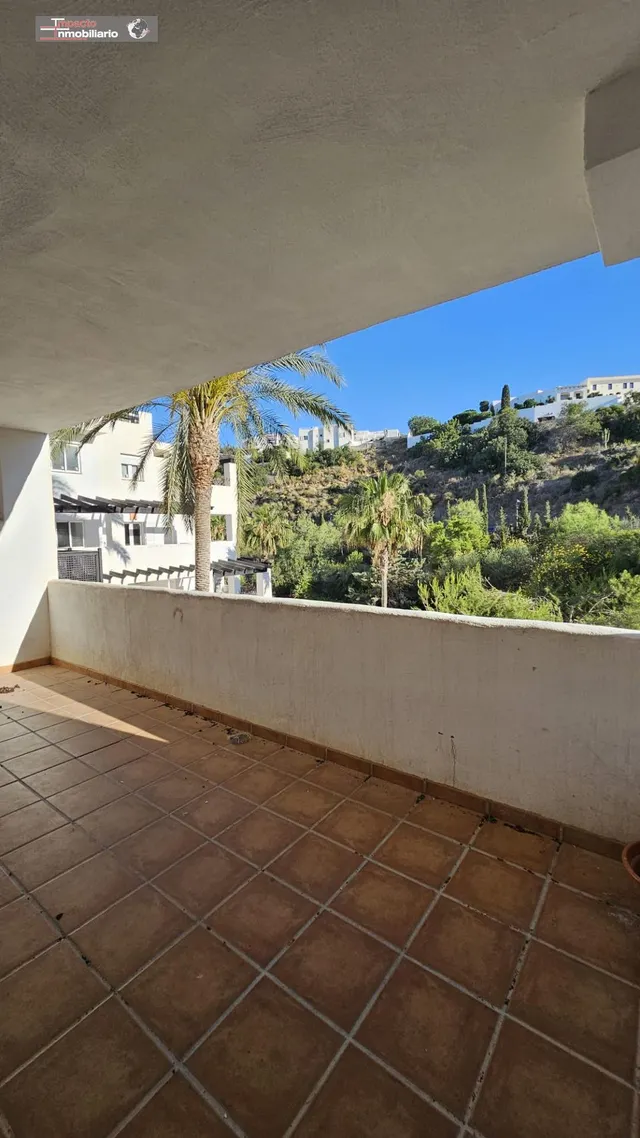 Amplio Piso en Mojácar con Potencial para Reformar - €199,000 — 3