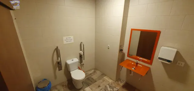 SE VENDE CONJUNTO DE LOCALES COMERCIALES EN ARCOS DE LA FRONTERA, ZONA BARRIO BAJO — 19