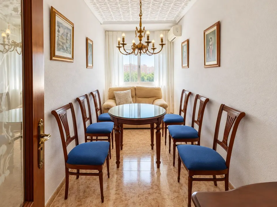 VIVIENDA AMUEBLADA DE 3 habitaciones EN TRES FORQUES!