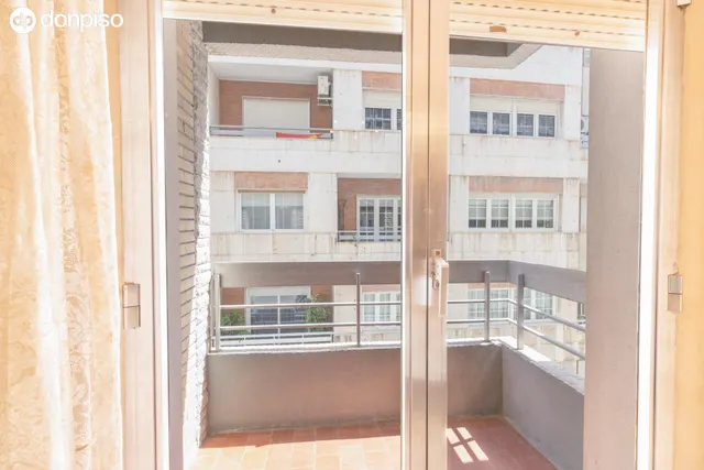 Amplia vivienda en pleno centro de Granada — 17