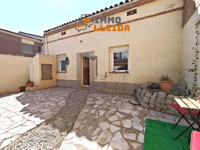 Casa de estilo rústico con patio y mucho encanto en Calaf — 27