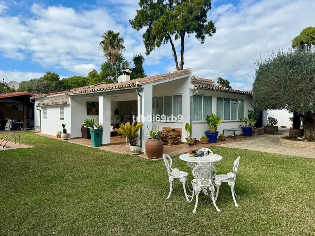 Chalet 4 habitaciones 260m² en venta - Costa Del Sol - foto 3