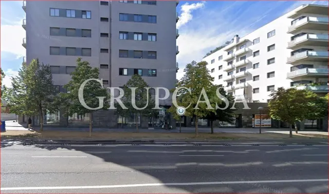 Local comercial 140m² en alquiler - CAPPONT - foto 2