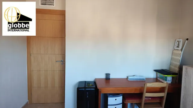 Amplio Piso en el Corazón de Málaga - Oportunidad Única ️ — 7
