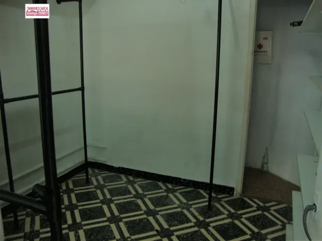 ALQUILER DE LOCAL COMERCIAL CENTRICO — 6