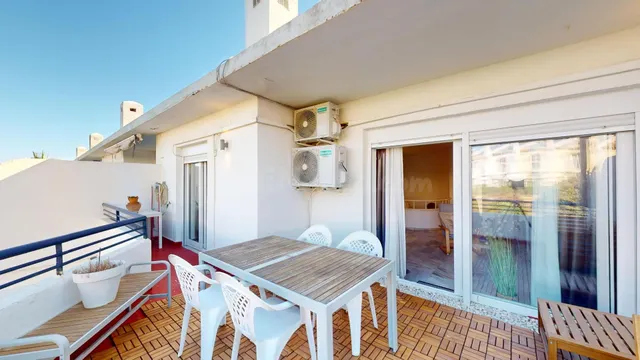 Alquiler de temporada zona Castillo de Fuengirola – A 100 metros de la playa y con vistas al mar — 2