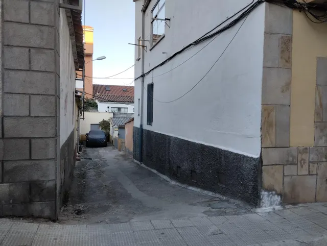 CASA PARA DERRIBAR EN ZAMORA ZONA SANTA ELENA (SIN POSIBILIDAD DE REHABILITACIÓN) — 7