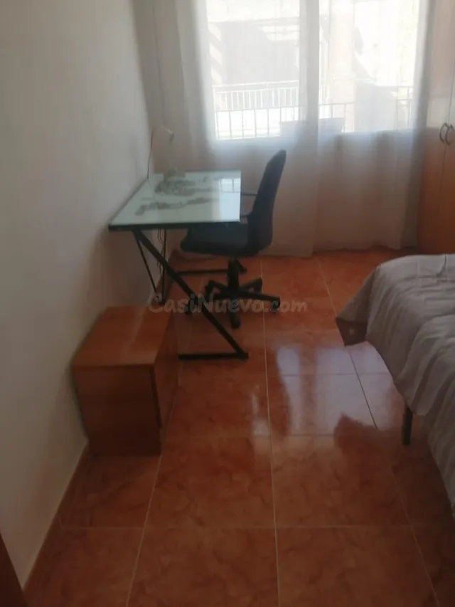 SE ALQUILA PISO EN EL ZAIDIN - foto 4