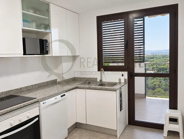 Piso en Arenales del Sol con terraza y vistas al mar — 15