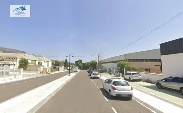 Venta nave industrial en Alcoy (Alicante) - foto 2