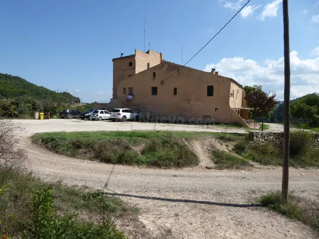 VENTA MASIA EN TOUS CON PISCINA Y ERMITA!! - foto 3