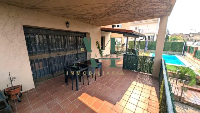 Exclusivo Chalet Reformado en Caceres - R-66 por 594.900€ — 8