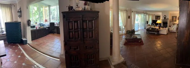 se vende 2 parcelas contiguas con casa en urbanizacion Atalaya rio Verde Marbella — 8
