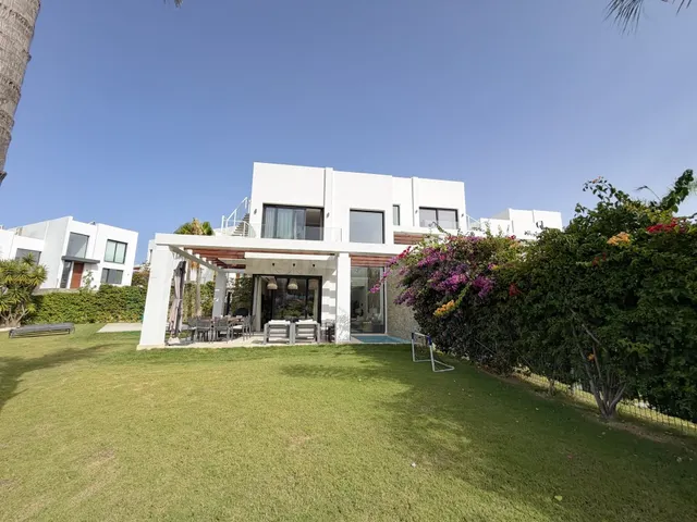 Casa-Chalet en Venta en Sitio De Calahonda Málaga — 29