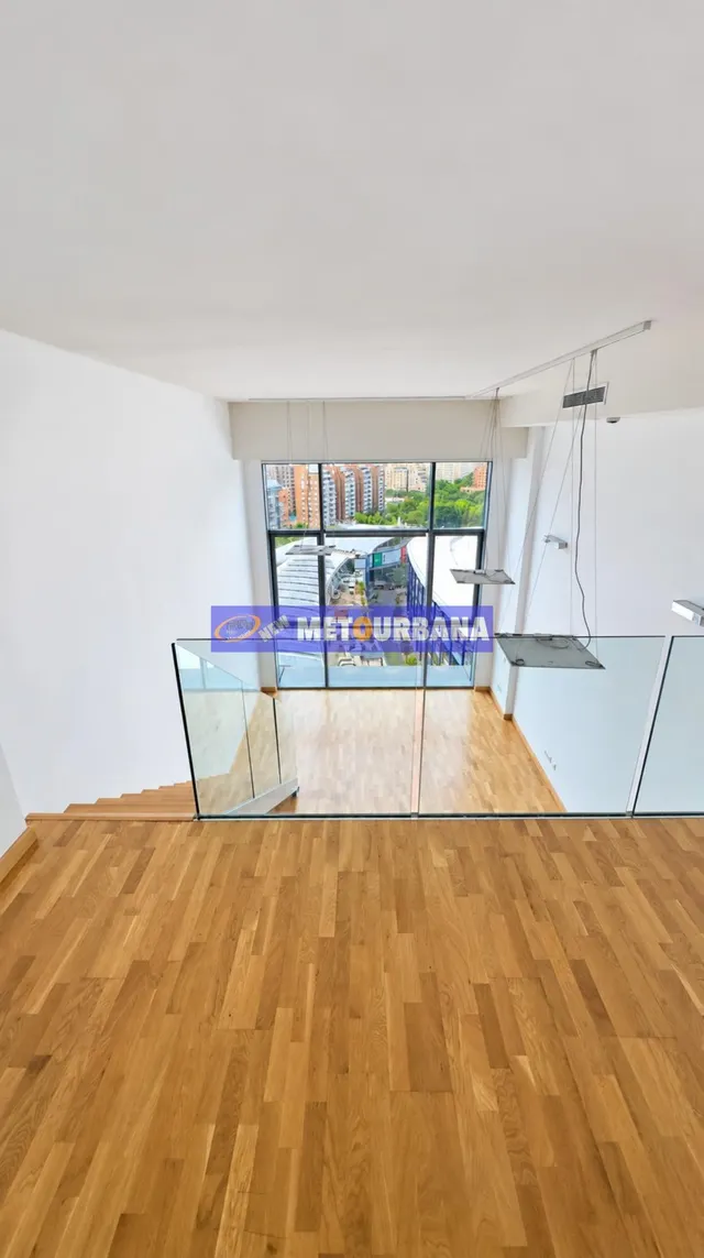 PRECIOSO LOFT CON ESTUPENDAS VISTAS PARA OFICINAS - foto 5