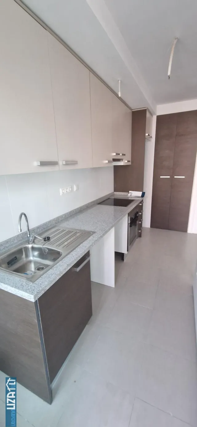 Exclusivo Piso a Estrenar en Ubicación Inmejorable — 13