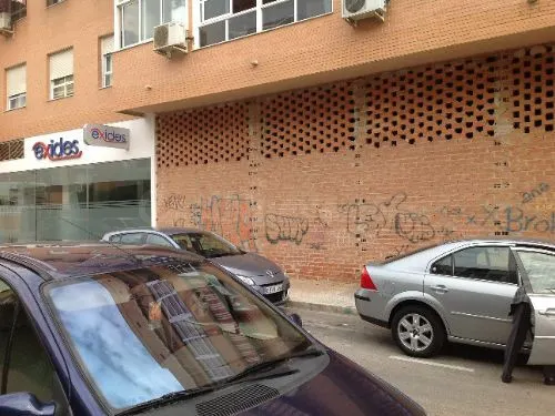 Local zona Mandarache - Hispania.