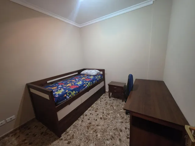 Piso en alquiler de larga temporada — 7
