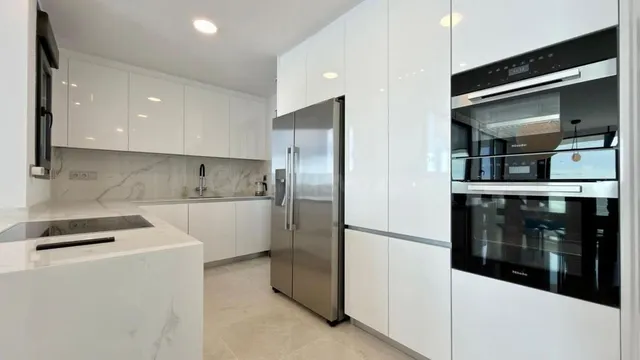 Apartamento 3 habitaciones 304m² en venta - Playa de Ponient - foto 2