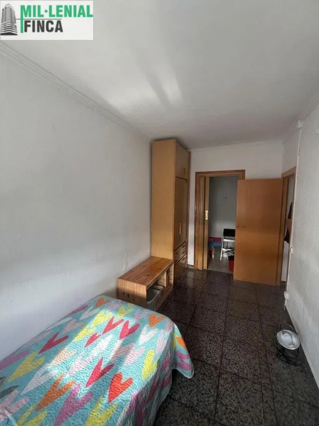 Amplio piso exterior en Les Termes, junto a la Carretera de Barcelona — 16