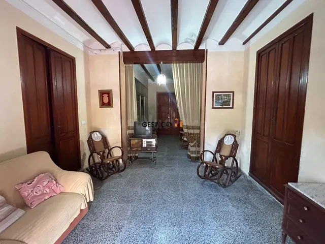 CASA DE PUEBLO PARA REFORMAR CON PATIO — 2
