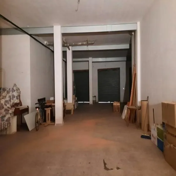 Local comercial — 3