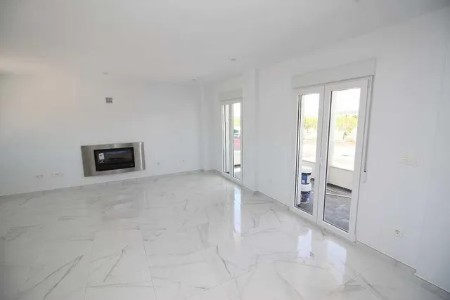 VILLAS DE OBRA NUEVA EN PINOSO — 3