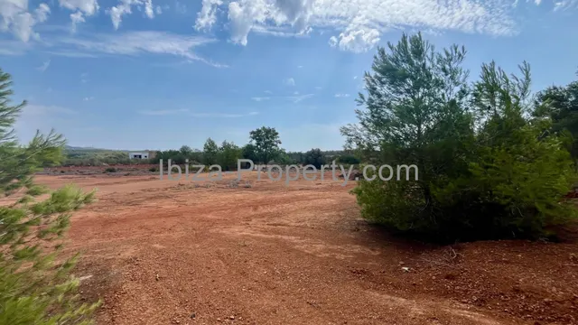 VENTA - Terreno con licencia cerca de San Rafael — 19