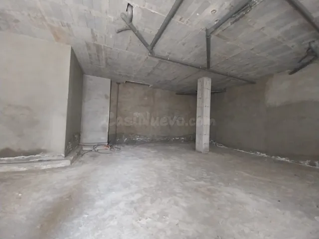 ALQUILER DE LOCAL COMERCIAL CON UNA UBICACIÓN EXCELENTE EN E - foto 2