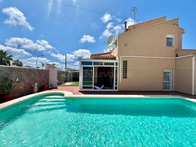 Villa 3 habitaciones 115m² en venta - San luis — 2