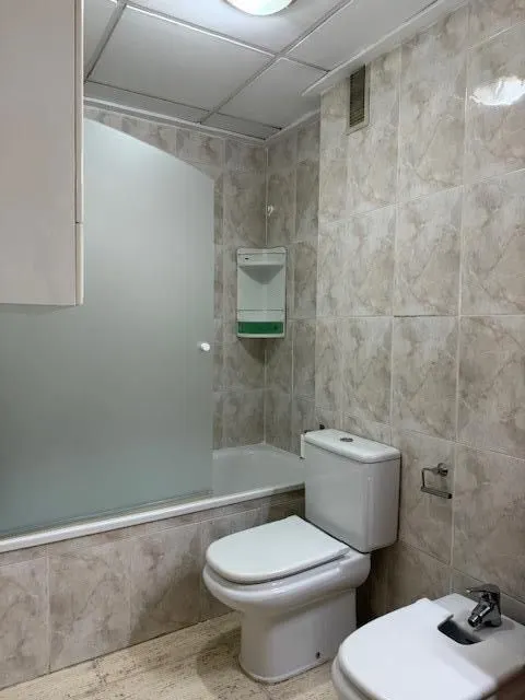 Alquiler de apartamento en el centro , junto a el Corte Ingles, 2 dormitorios, plaza de garaje y trastero — 26