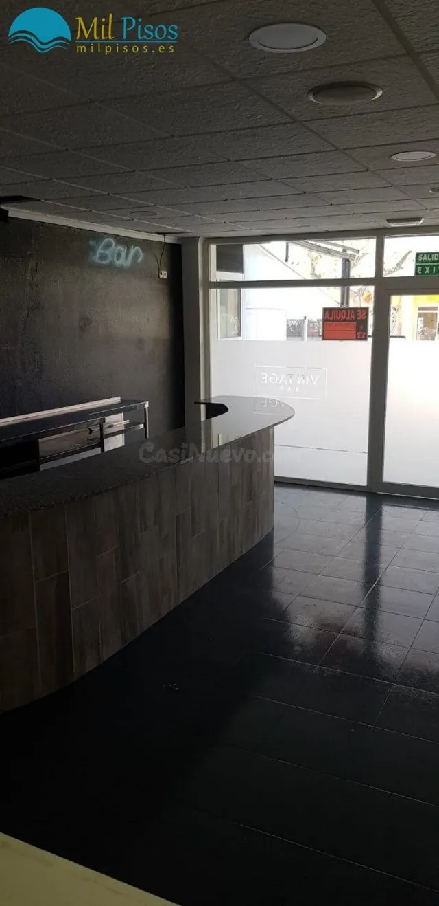 Bar en Benidorm con terraza — 5