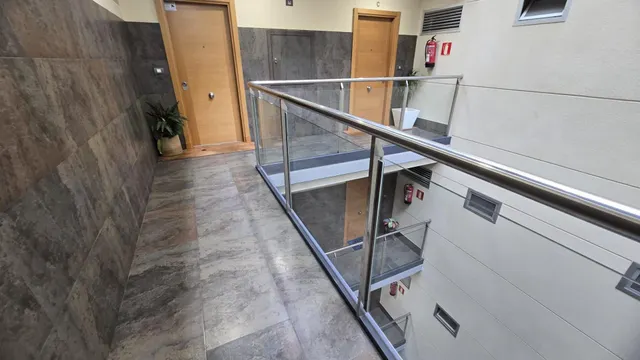 Piso con gran salón de 45 m2, garaje y trastero junto al Parque de Vioño — 41