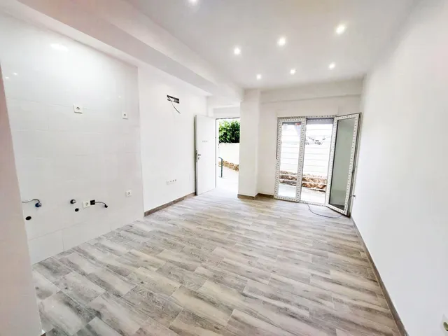 Estudio recién reformado en El Calvario. Torremolinos - foto 4