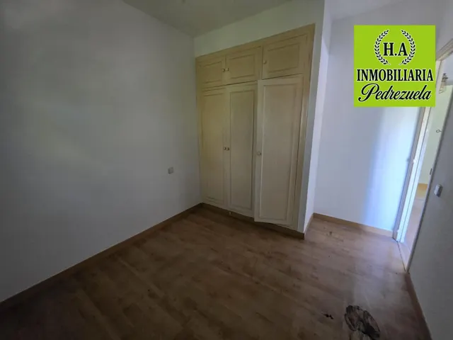 Encantadora Parcela de Oportunidad con Piscina Privada — 23