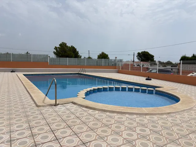 Encantadora Casa Reformada en Peñiscola con Vistas y Piscina Comunitaria — 44
