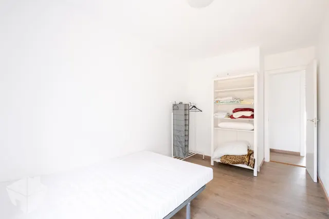 Chalet con piscina y 6 habitaciones en Can Regasol — 24