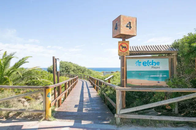 Plaza de garaje en venta – Primera línea, Playa Carabassí. — 8