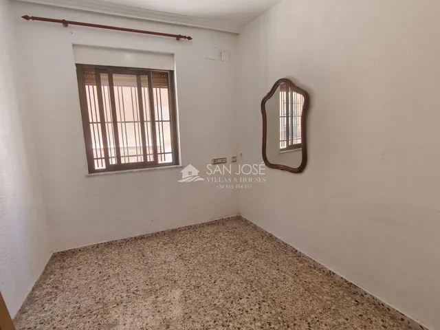 VENTA DE CASA EN ASPE, ZONA CENTRO — 13