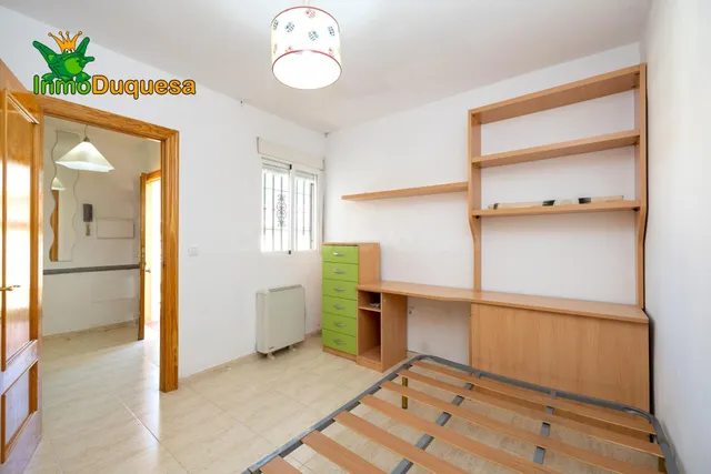 Piso de 3 dorm. en Las Gabias, con APARCAMIENTO. — 7