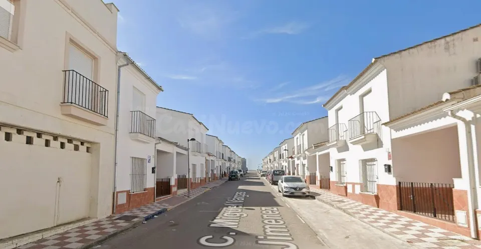 PISO EN PEDRERA