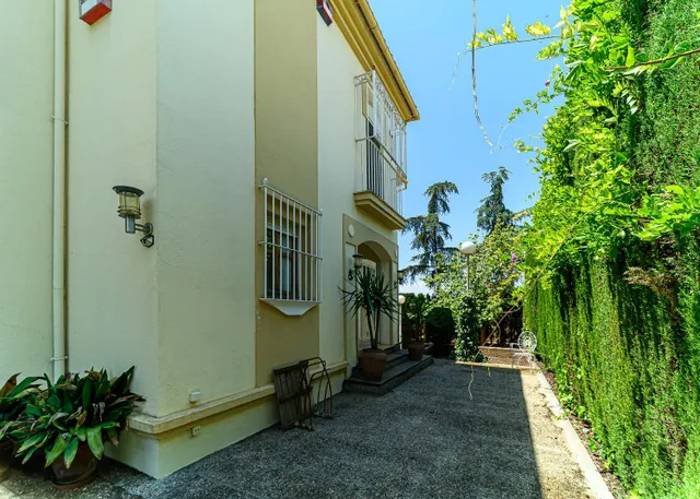 ¡Tu Oasis Privado de Lujo en Cortijo del Aire: Piscina, Espacio y Exclusividad en Albolote! — 8