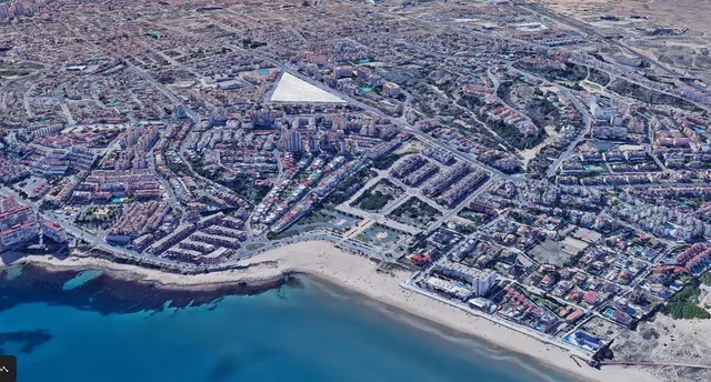 Apartamento de lujo en la Mata con vistas al mar. — 21